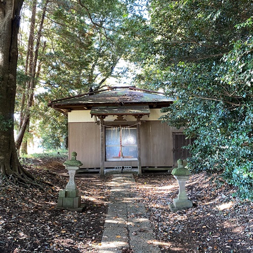 名内鳥見神社