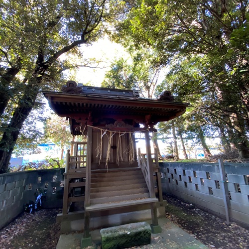 名内鳥見神社