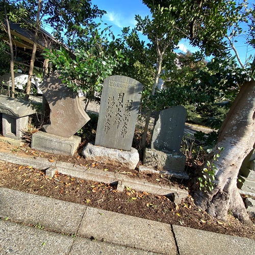 小名内地区稲荷神社