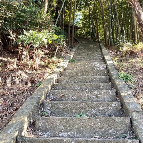 中峠水神社